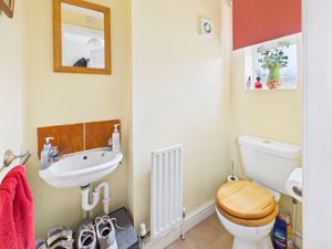 Cloakroom- click for photo gallery